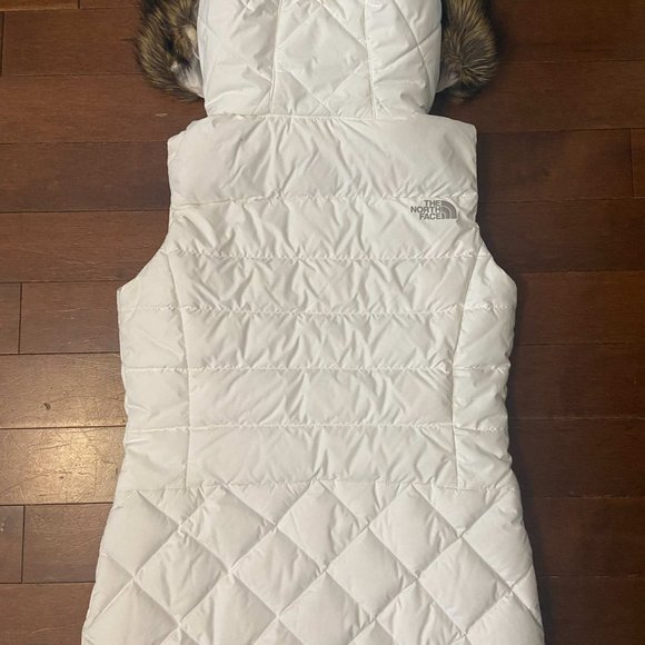 The North Face White Vest! - Picture 3 of 3